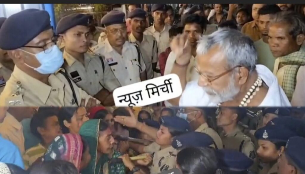 रेल लाइन विवाद गरमाया:ग्रामीणों का थाने के बाहर हल्ला बोल—“हमारे आदमी को छोड़ो या हमें भी करो गिरफ्तार…देखिए वीडियो